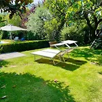 Apartament Iris 1 Di *