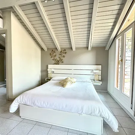 Iris 1 Di Apartamento *