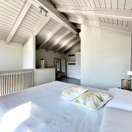 Appartement Iris 1 Di *